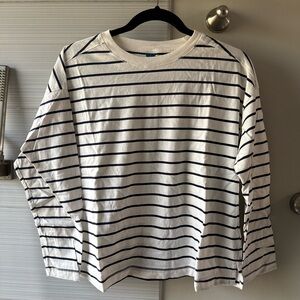 Set of 4 cotton long sleeve tops size Medium